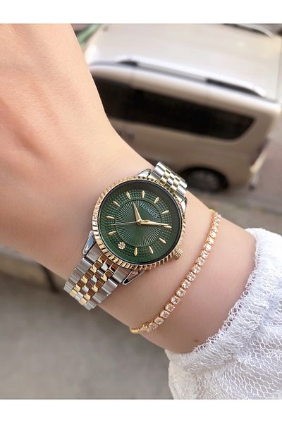 Homies Brand Steel Case - Women's Wristwatch and Gift Bracelet Set