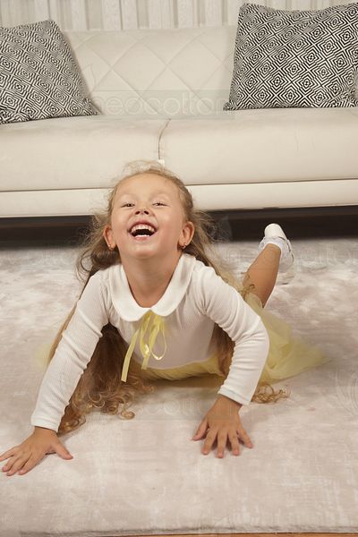 neocotton Girl - Baby Collar and Long Sleeve Lined Tulle Dress