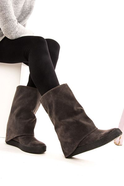 Fox Shoes Szürke női csizma C437454602