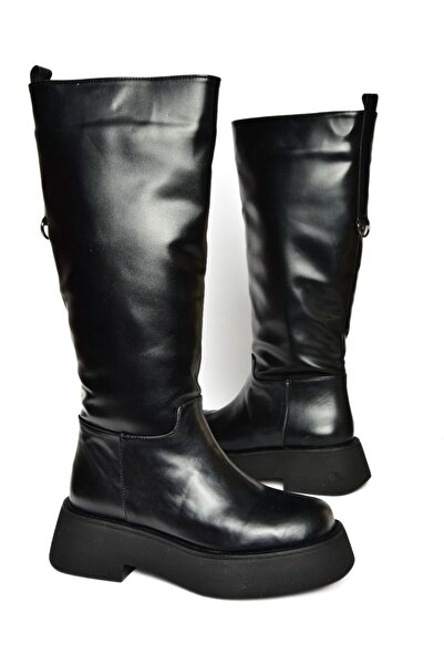 Fox Shoes R610067009 Czarne buty na grubej podeszwie