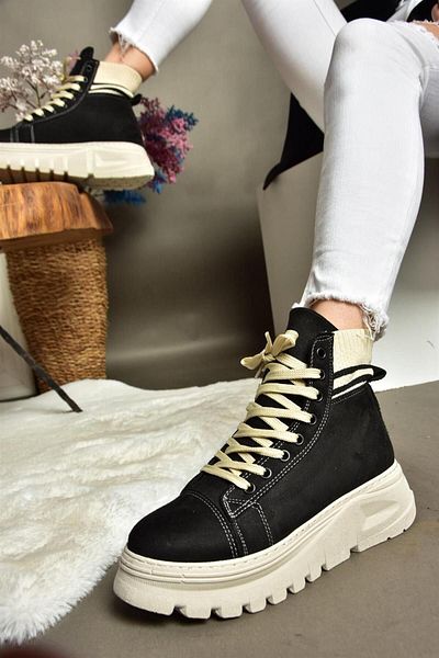 Fox Shoes R250660002 Černé semišové dámské boty se silnou podrážkou