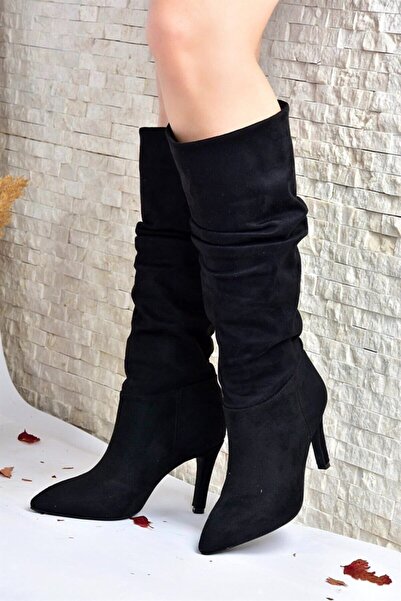 Fox Shoes Fekete velúr vékony sarkú női csizma