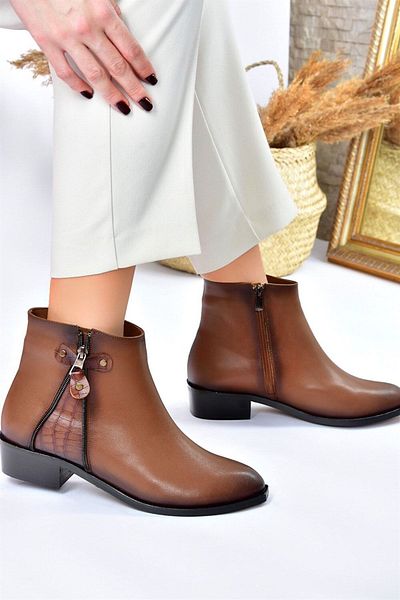 Fox Shoes Tan χαμηλοτάκουνα καθημερινά γυναικεία μποτάκια L252674009