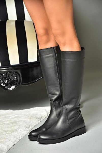 Fox Shoes R667546003 černé klasické boty z pravé kůže