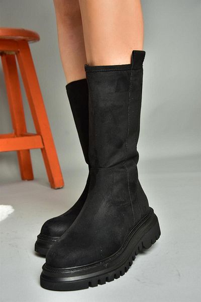 Fox Shoes R312104902 Černé semišové dámské boty se silnou podrážkou