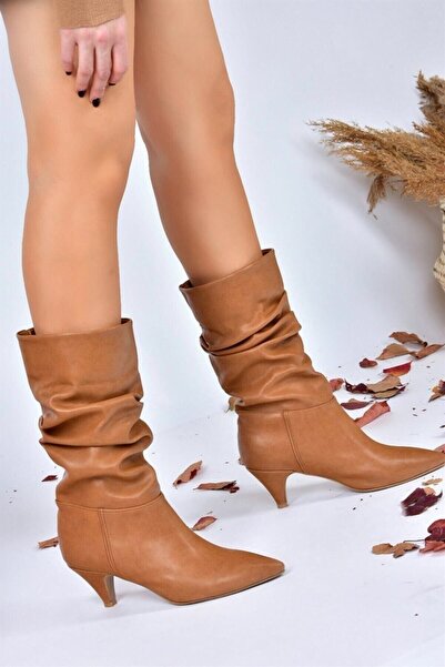Fox Shoes Kadın Taba Kısa Topuklu Büzgülü Bot L404810609