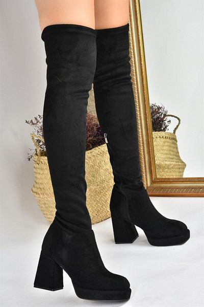 Fox Shoes Černé semišové dámské boty na podpatku L282190002