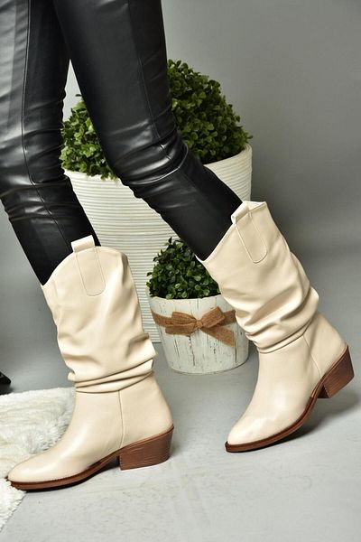 Fox Shoes R280080509 Beige Low Heeled Gathered Women's Boots