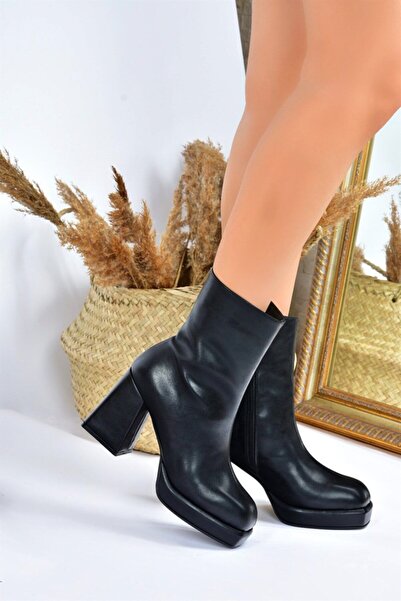Fox Shoes Siyah Kalın Topuklu Günlük Kadın Bot L282190209