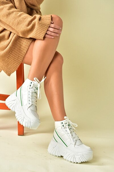 Fox Shoes Bílé dámské tenisky s vysokou podrážkou N973115009