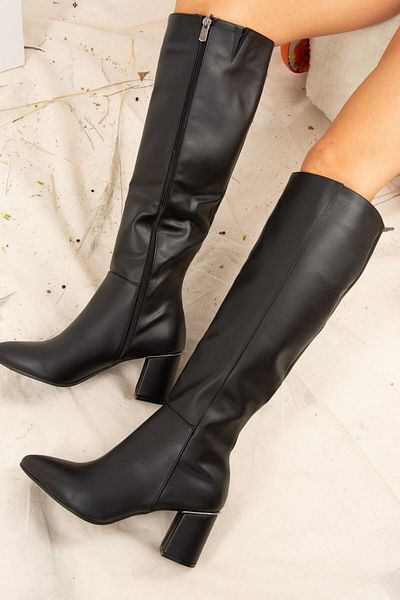 Fox Shoes Μαύρες γυναικείες μπότες από συνθετικό δέρμα J518111409