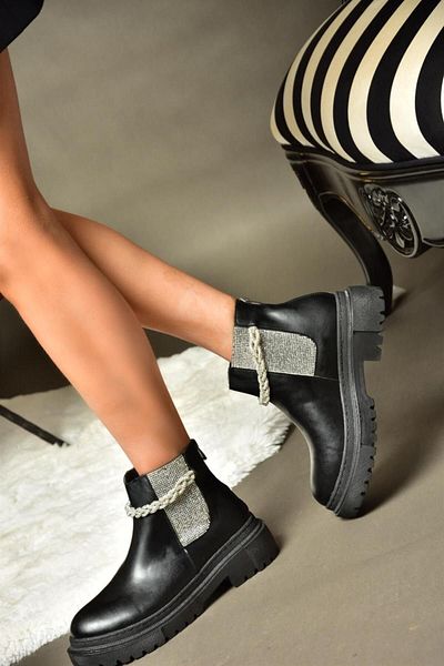 Fox Shoes R726418209 Dámské boty se silnou podrážkou Black Stone