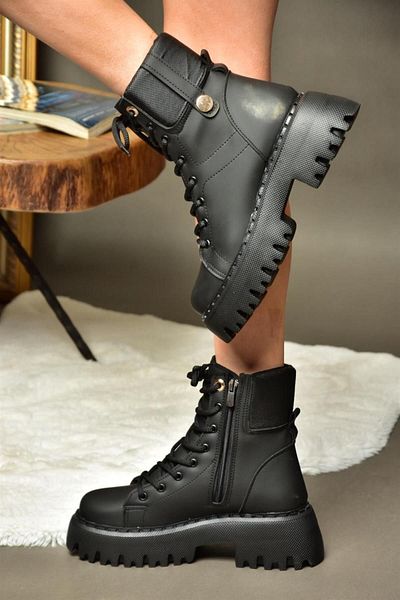Fox Shoes R973970109 Μαύρες χοντρές σόλες καθημερινές γυναικείες μπότες
