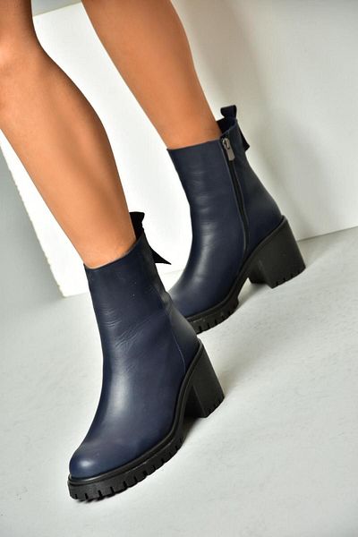 Fox Shoes Marineblaue Damenstiefel aus echtem Leder mit dickem Absatz