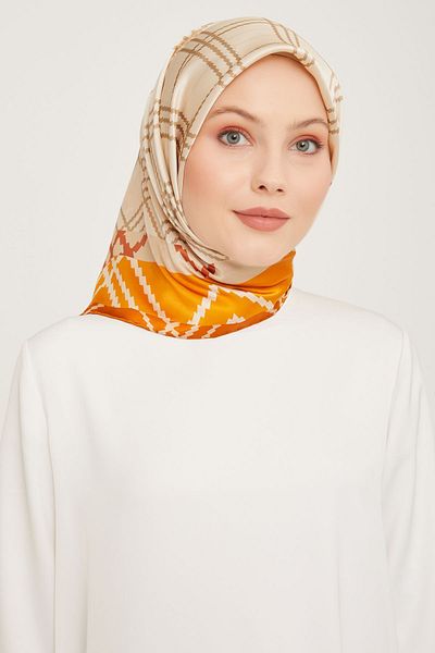 Armine EșARFĂ DE MĂTASE ARMINE 9040D (SURA)