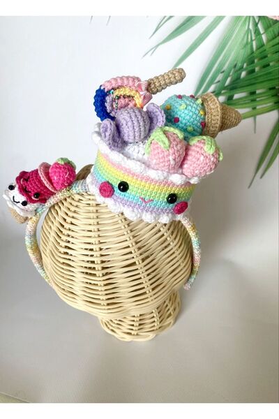 Kadın Girişimciler Atölyesi Ръчно изработени био амигуруми - модел за торта и...