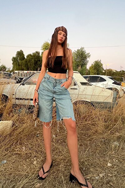 THE BASIC THINGS Yüksek Bel Distressed Denim Şort