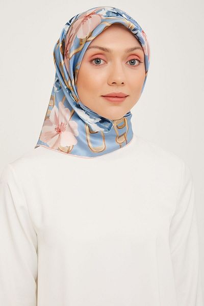 Armine EșARFĂ DE MĂTASE ARMINE 9034D (SURA)