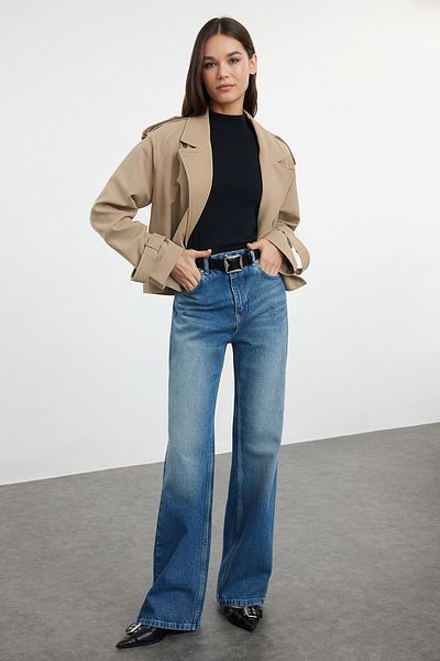 Trendyol Collection Sötétkék, magas derekú, széles lábú farmernadrág TWOAW25JE00103