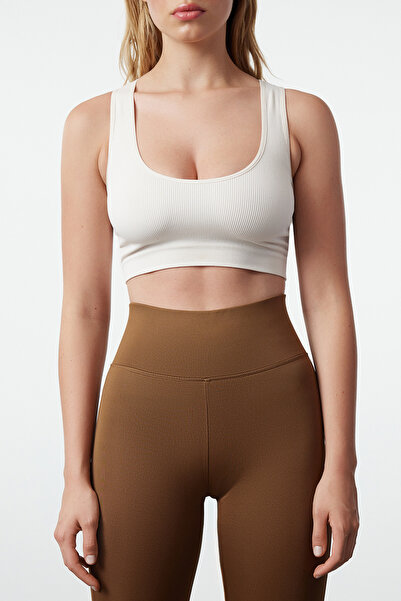 Trendyol Collection Bezszwowy, lekki i modelujący biustonosz sportowy z dzianiny - TWOAW22SS0009