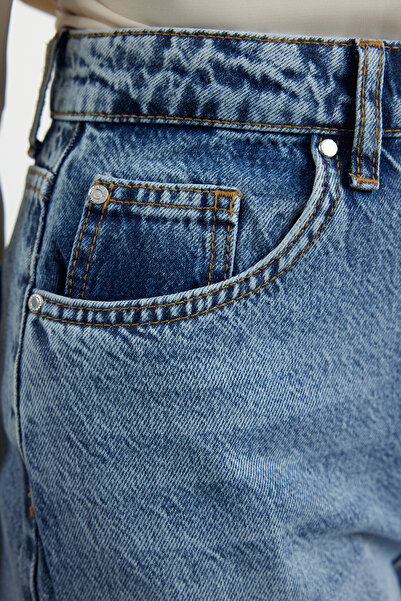 Trendyol Collection Modré džíny se širokými nohavicemi s vysokým pasem - TWOAW25JE00091