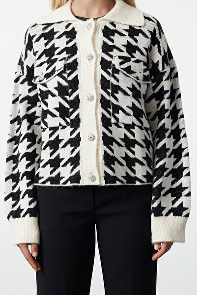 Trendyol Collection Soft Textured Ecru Knitwear Cardigan - Coat Look TWOAW25HI00265