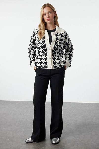 Trendyol Collection Soft Textured Ecru Knitwear Cardigan - Coat Look TWOAW25HI00265