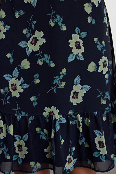 Trendyol Collection Темно-синя міні-сукня з квітковим принтом і воланами TCLAW19LJ0076