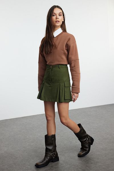 Trendyol Collection Spódnica khaki cargo z kieszeniami tkana szorty TWOSS23SR00041