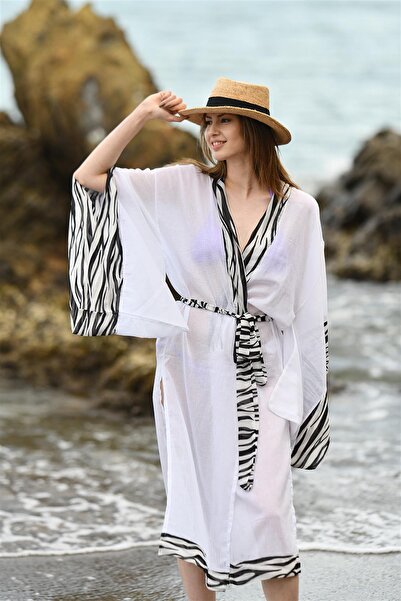 White By Nature Zebra Desen Uzun Beyaz Kimono