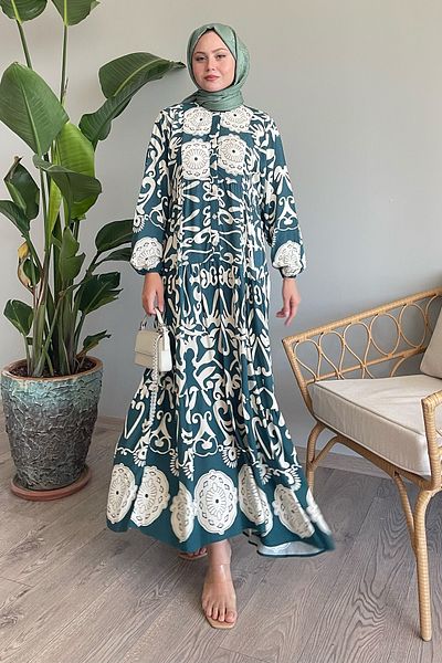InStyle Zelené viskózové šaty - ležérní květinový vzor a zapínání