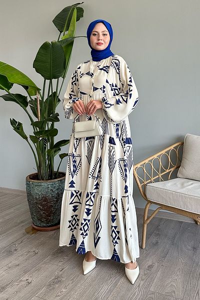InStyle Indigo geometrické viskózové šaty