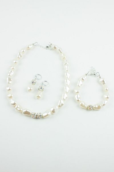 Liveyn Design Baroque pearl Stone DeTailed Washer NecKlace and Bracelet Earring Set - Set of Three