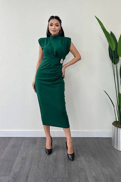 giyimmasalı Atlas Fabric Gather and Bronchies Detailed Pencil Dress - EMERAL GREEN