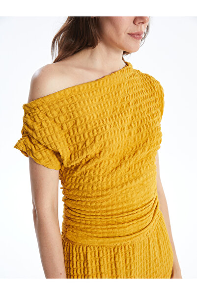 LC Waikiki Women's Blouse - Boat Neck, Straight Cut, Short Sleeve