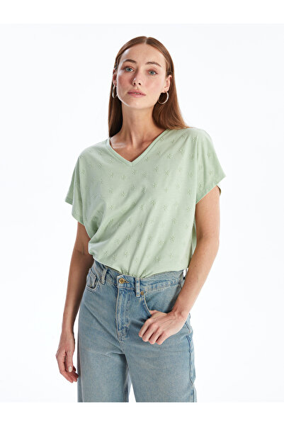 LC Waikiki Damska koszulka z haftem i dekoltem w kształcie litery V – z krótkim rękawem