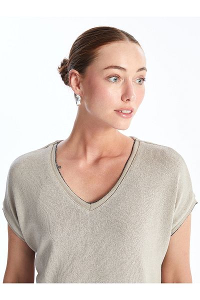 LC Waikiki Women's V-Neck Short Sleeve T-Shirt