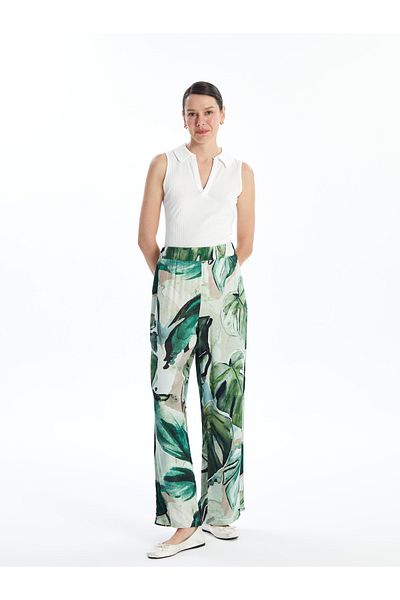 LC Waikiki Gemusterte Damenhose mit weitem Bein und elastischem Bund