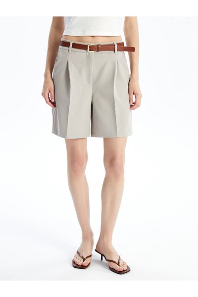 LC Waikiki Bequeme, geformte Damenshorts mit Taillengürtel