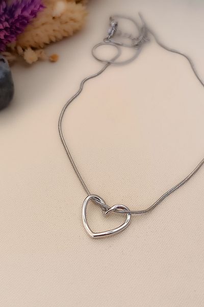 COSİTA minimal DesiGn Heart Twist Steel Necklace - Silver Trend
