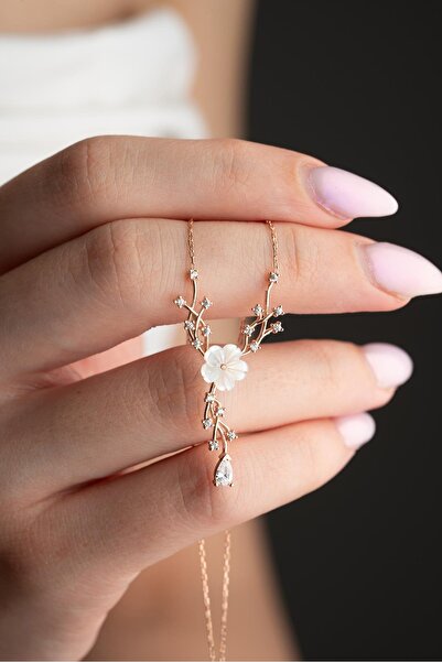 Nereze 925 Ayar Gümüş Işıklı Kutuda Rose Kaplama manolya Çiçeği Sarmaşık Kolye