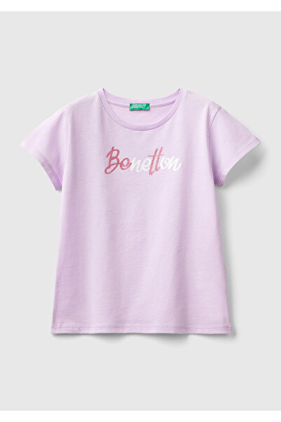 United Colors of Benetton Люлякова тениска за момиче - лъскаво лого, кръгла я...