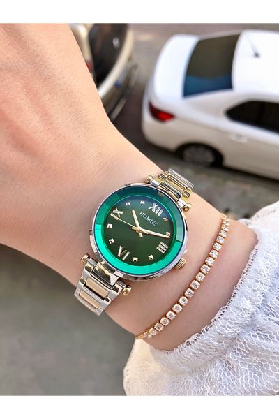 Homies Brand Steel Case - Women's Wristwatch and Gift Bracelet Set