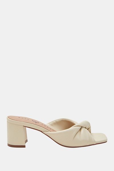 Katy Perry Tooliped Twisted - Women's Cream Heeled Slippers