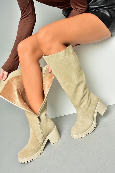 Fox Shoes R654047702 Γυναικείες μπότες με χοντρό τακούνι από γνήσιο δέρμα σουέτ