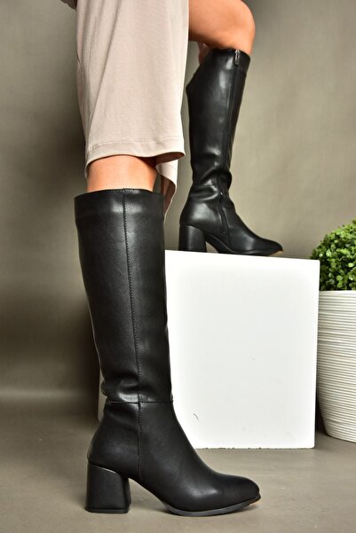 Fox Shoes Schwarze Damenstiefel J848300109