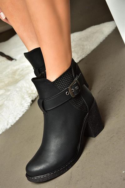 Fox Shoes R674151409 Μαύρες γυναικείες μπότες με χοντρό τακούνι