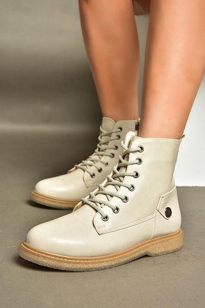 Fox Shoes R374821609 Бежеві класичні жіночі черевики на низькій підошві