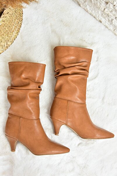 Fox Shoes Kadın Taba Kısa Topuklu Büzgülü Bot L404810609