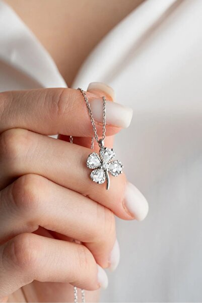 Karem Jewellery Yonca Kolye Beyaz Taşlı Şans Yoncası Gümüş Kaplama Kadın Kolye